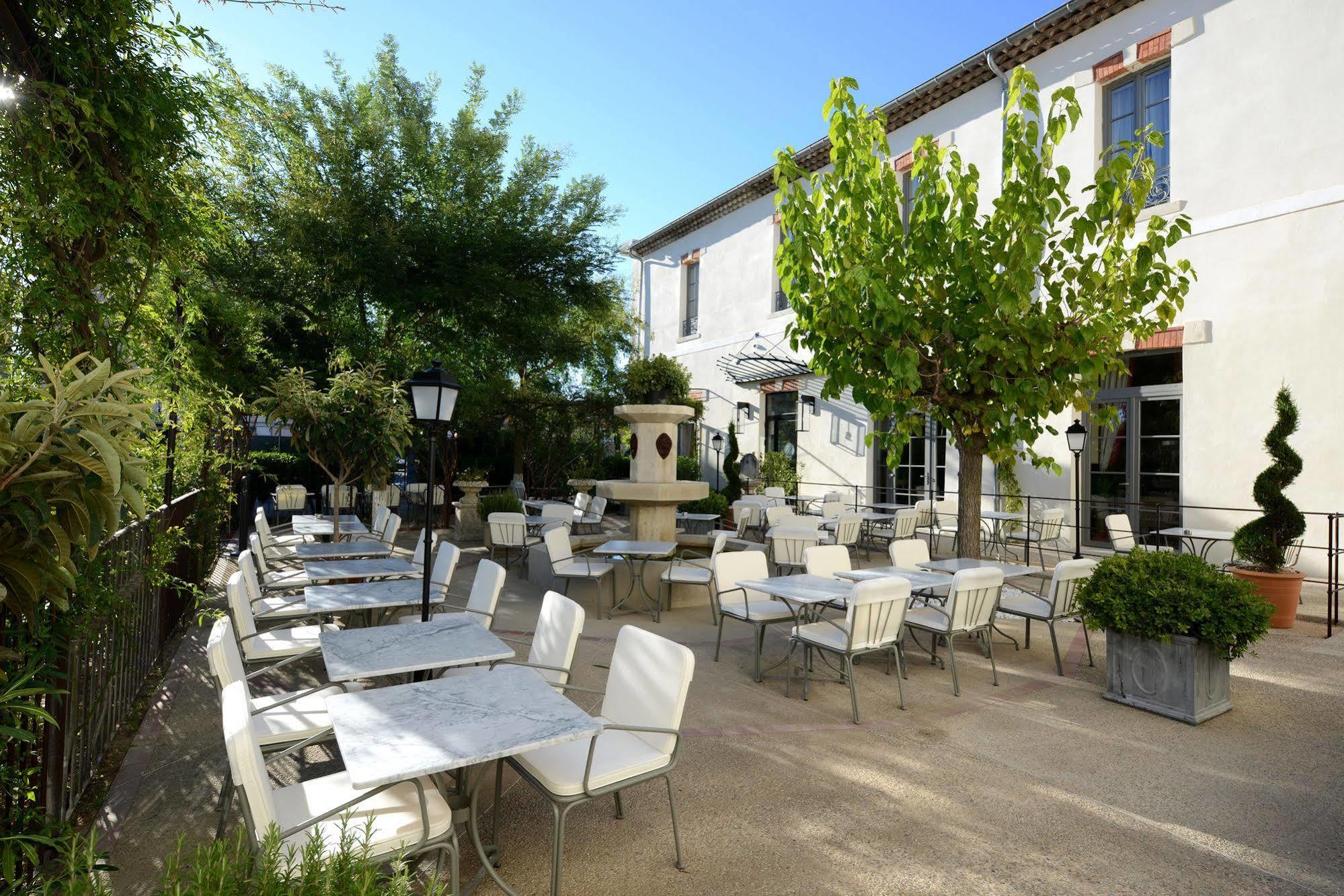 Grand Hotel Henri - Teritoria LʼIsle-sur-la-Sorgue Exteriér fotografie